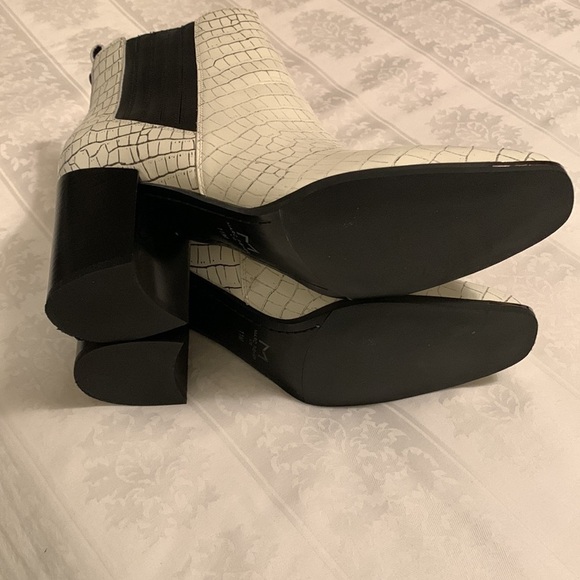 NEW Mark Fisher LTD Taline Croc-Embossed Leather Booties - Picture 10 of 14